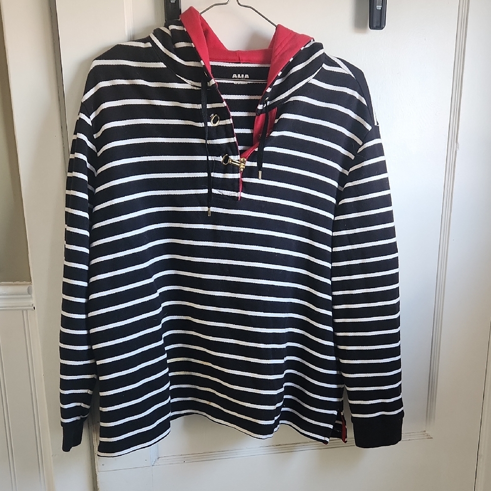 Alia Hooded Sweater